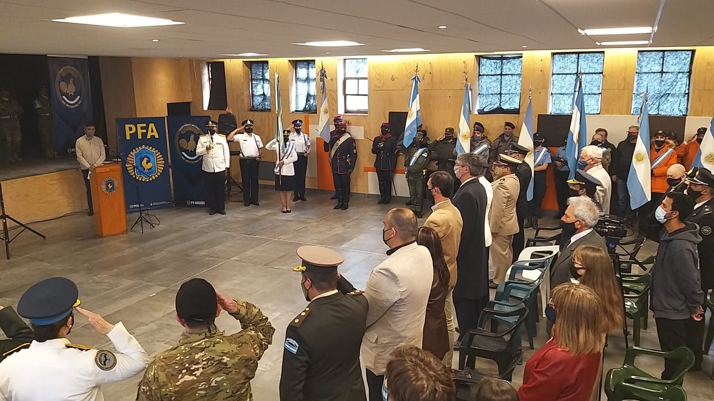 La Policía Federal Argentina festejó su bicentenario en Esquel