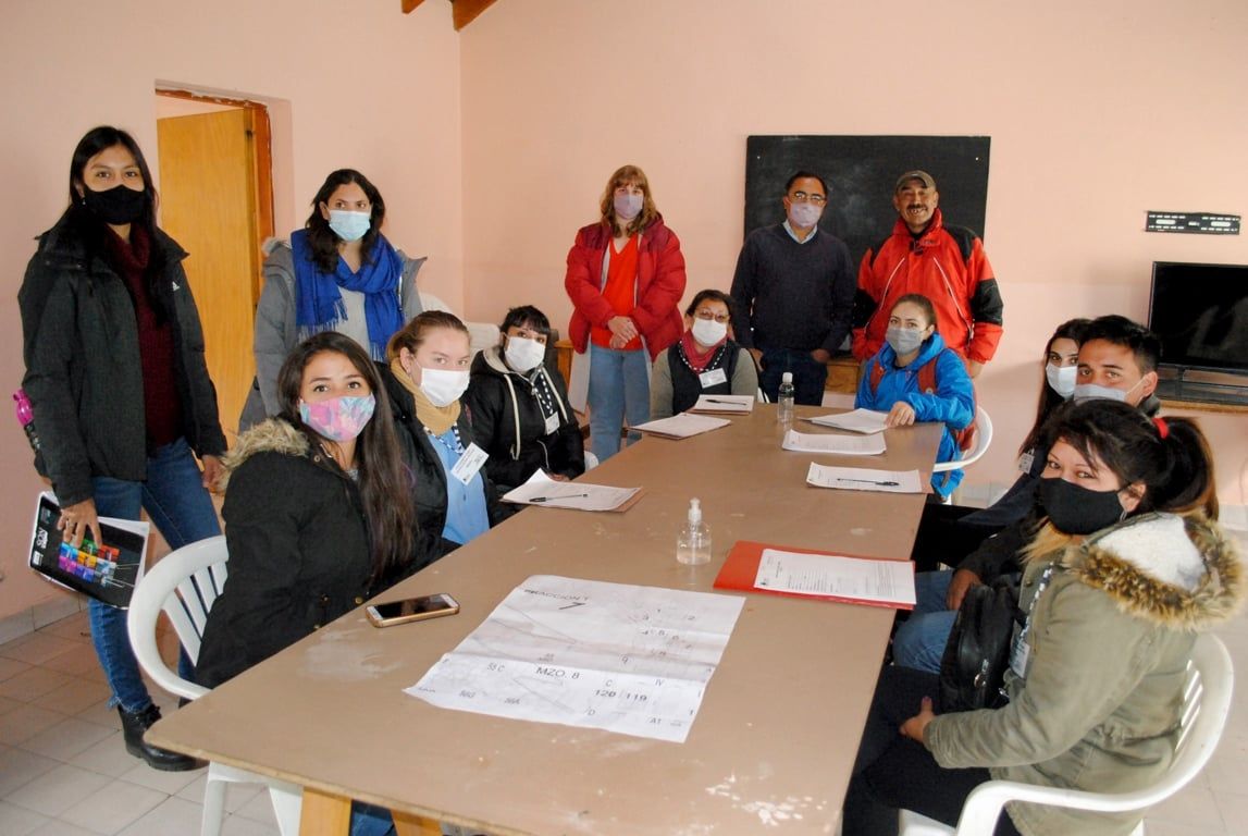 Comenzó el relevamiento socio demográfico en el Barrio Cañadón de Bórquez