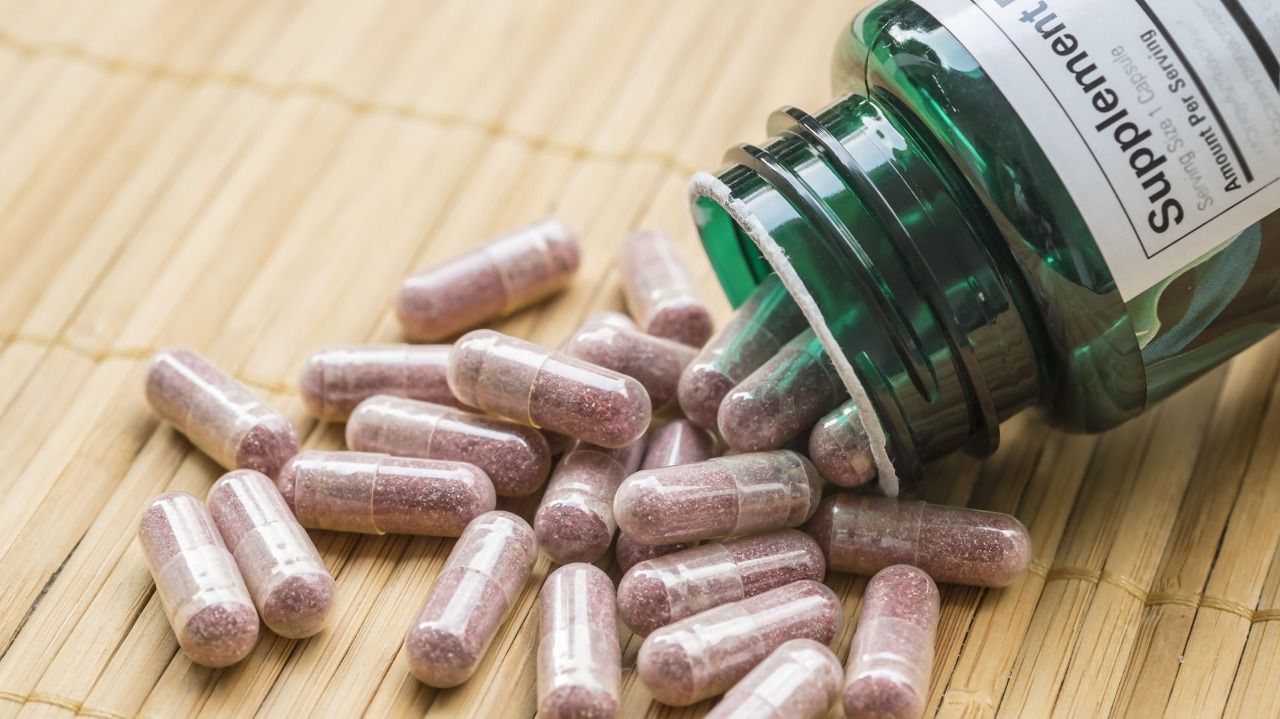 La ANMAT prohibió un suplemento dietario por considerarlo ilegal. (Shutterstock)