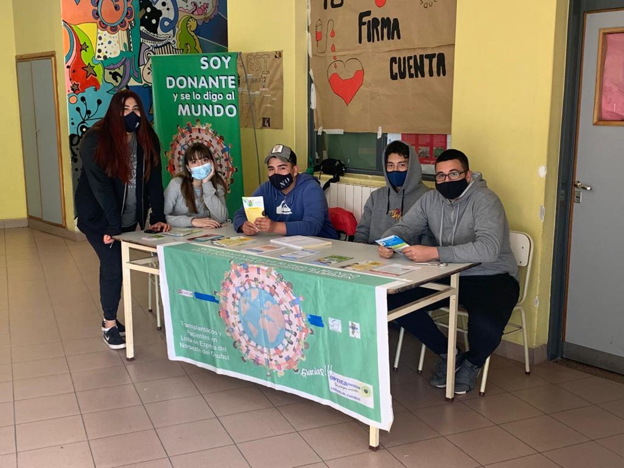 Alumnos de la 713 concientizan a los electores sobre la donación de órganos