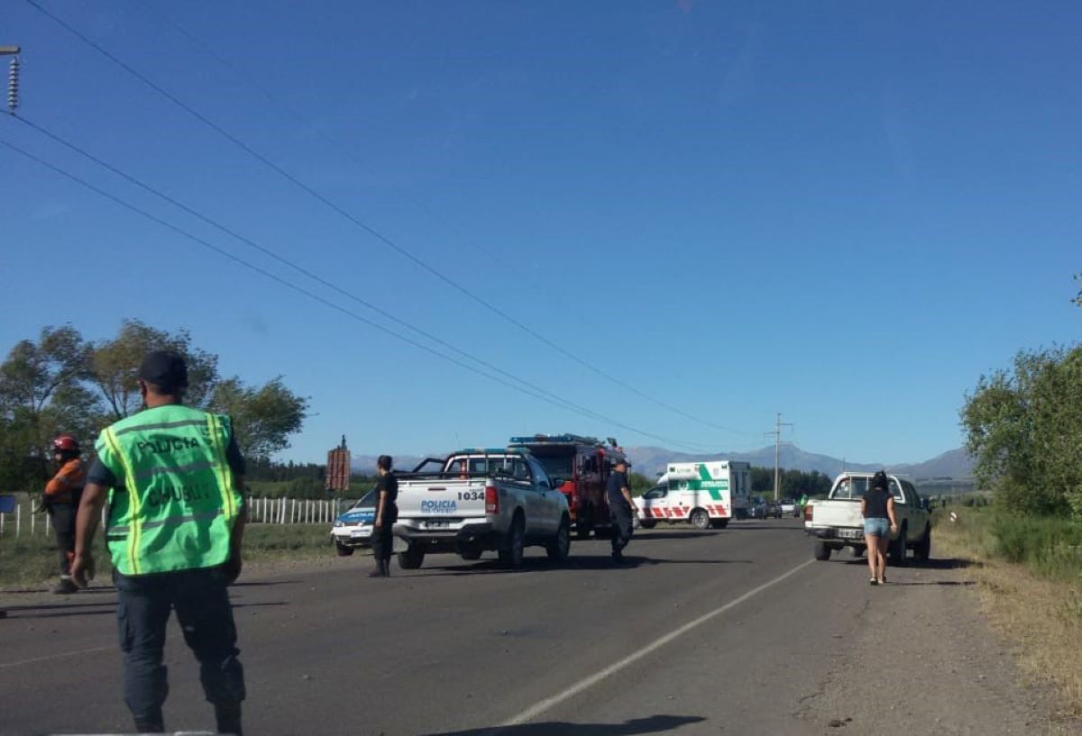 Dos lesionados en un vuelco camino a la Represa