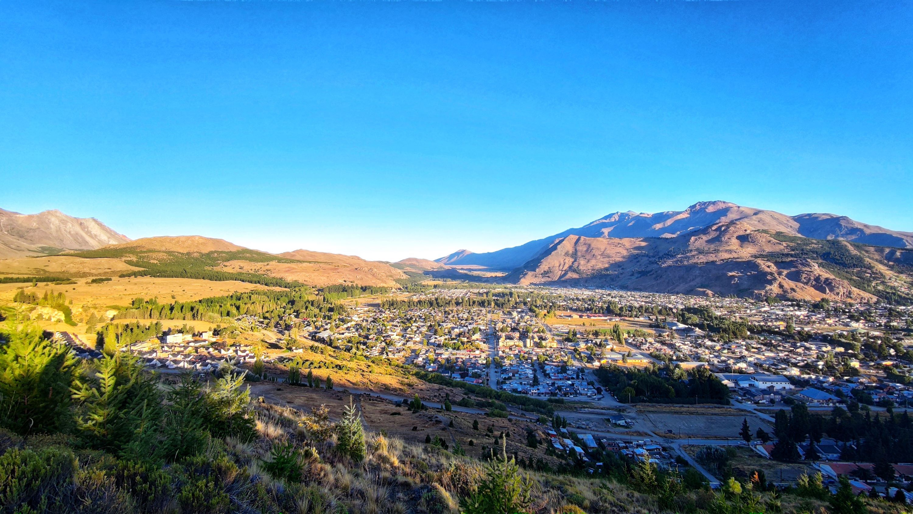 Sigue el calor este domingo en Esquel y la zona cordillerana