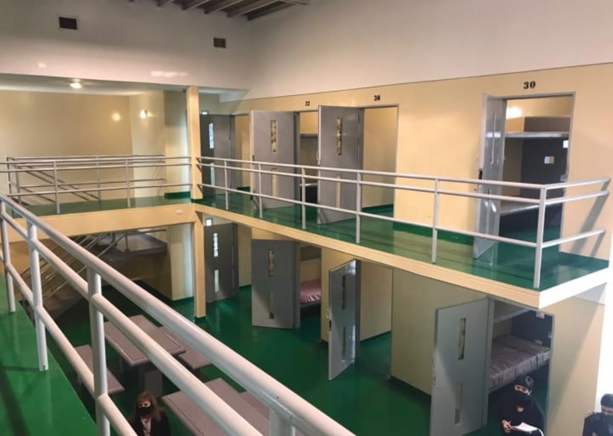 Sextorsión: Allanaron el Insitituto Penitenciario de Trelew por una caso de la cordillera