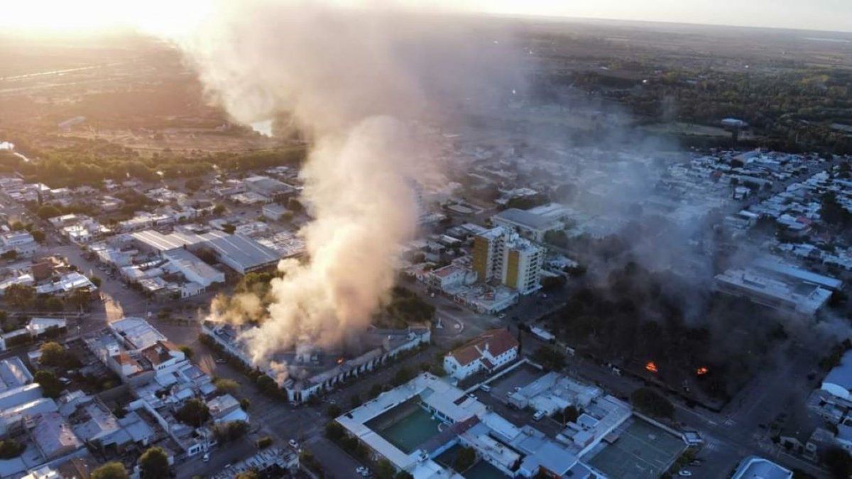 Desastre en Rawson: fuego y daños en Casa de Gobierno