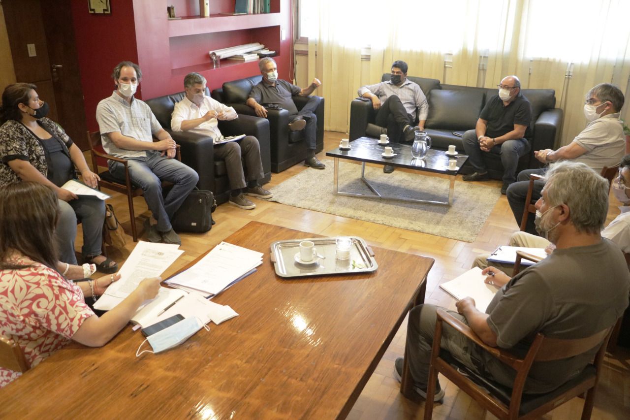 El Gobierno manutuvo la primera reunión con la nueva conducción de ATECH