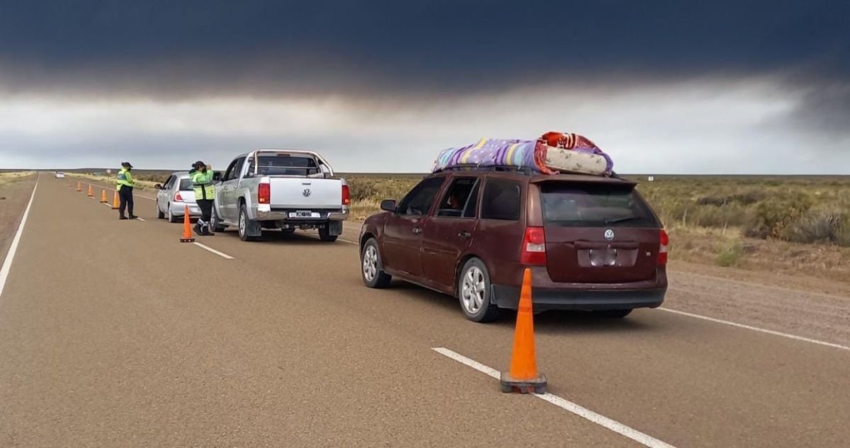Se habilitó la ruta 2 y 700 vehículos de turistas salieron de Puerto Pirámides