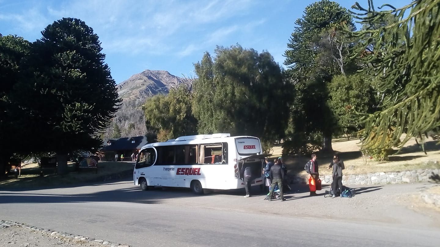 Trevelin ya tiene servicio de transporte al Parque Nacional Los Alerces (Facebook Transportes Esquel)