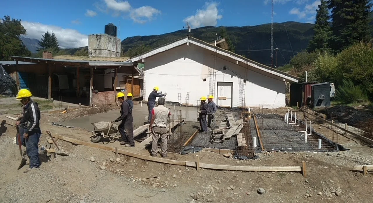 La ampliación del Hospital de Lago Puelo comienza a tomar forma