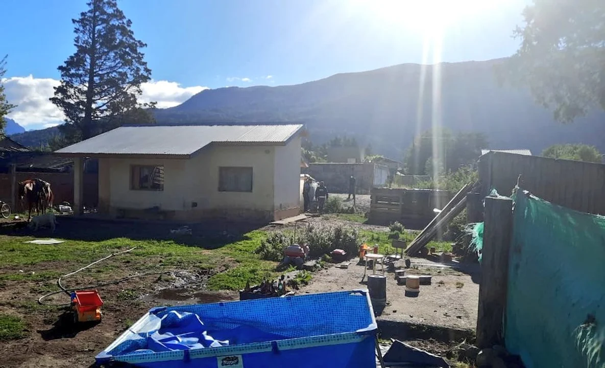 Lago Puelo: Secuestraron plantas de marihuana de más de 1 metro de altura