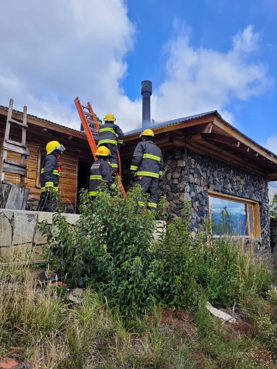 Trevelin: Se sobrecalentó la caldera y generó un principio de incendio