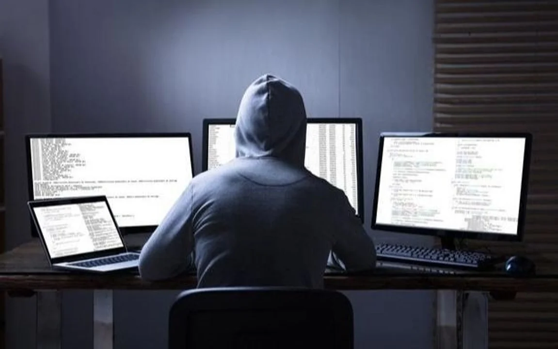 La Policía Comunitaria de Esquel alerta sobre las estafas virtuales -Foto ilustrativa-