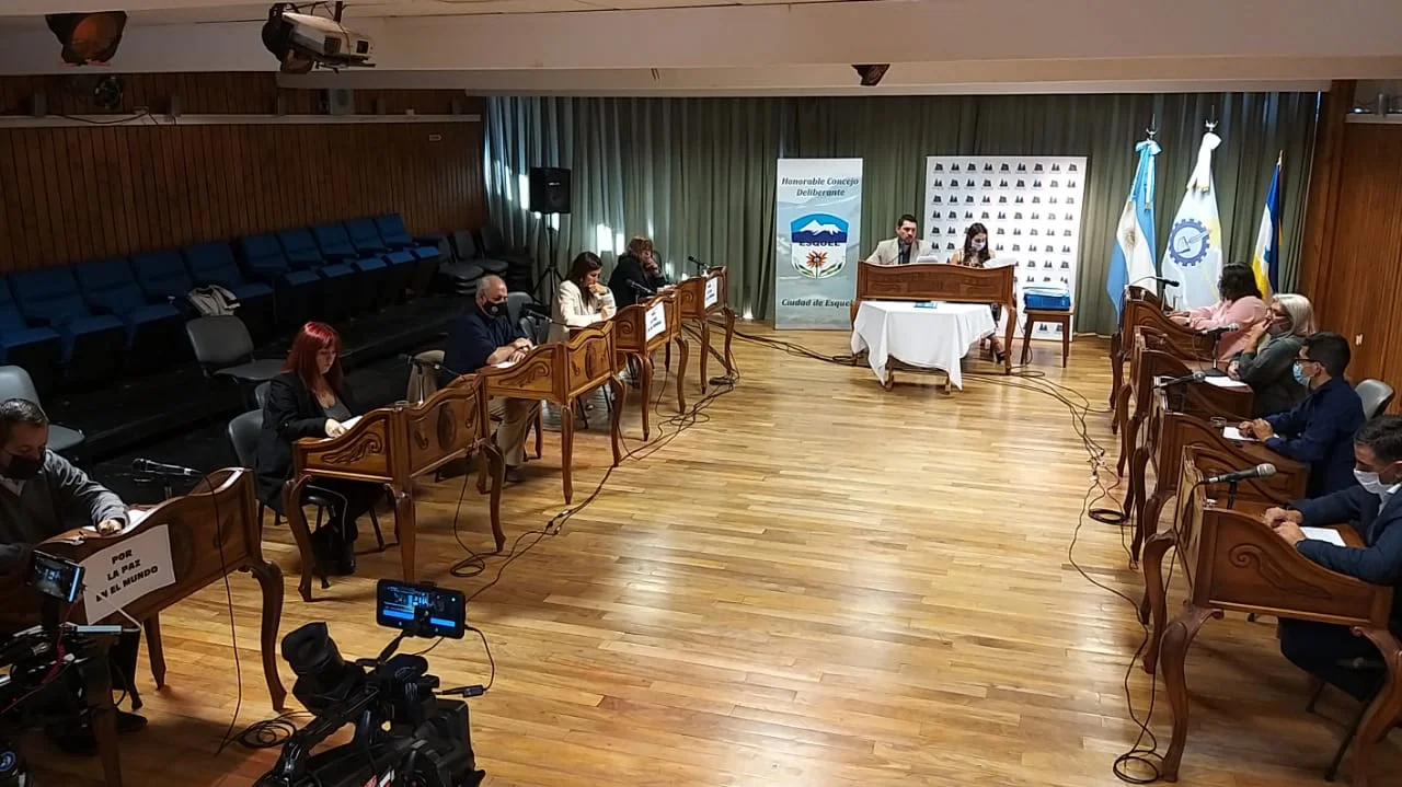 Concejo: Críticas y cruces en la hora de preferencia de la primera sesión del año