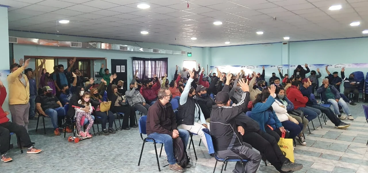 Trabajadores municipales de Esquel llevan su contrapropuesta al Ejecutivo