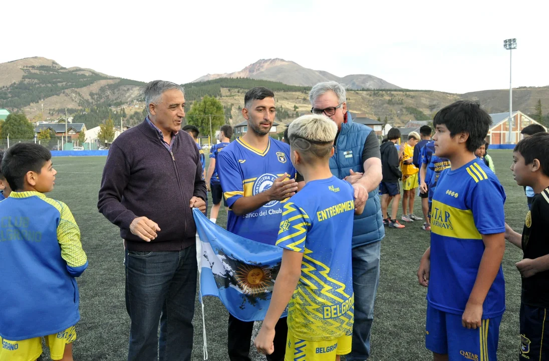 Cada capitán de Belgrano de Esquel llevará un brazalete alusivo a Malvinas