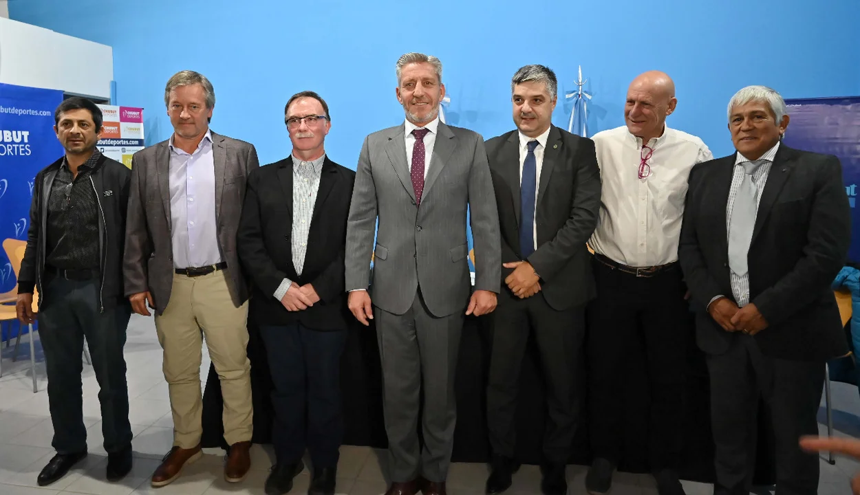 Licitarán a fin de mes la ampliación de abastecimiento eléctrico en la Comarca Andina