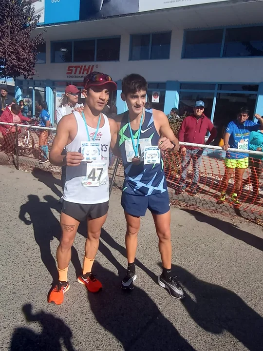 Arbe y Neipan ganaron el medio maratón de Malvinas
