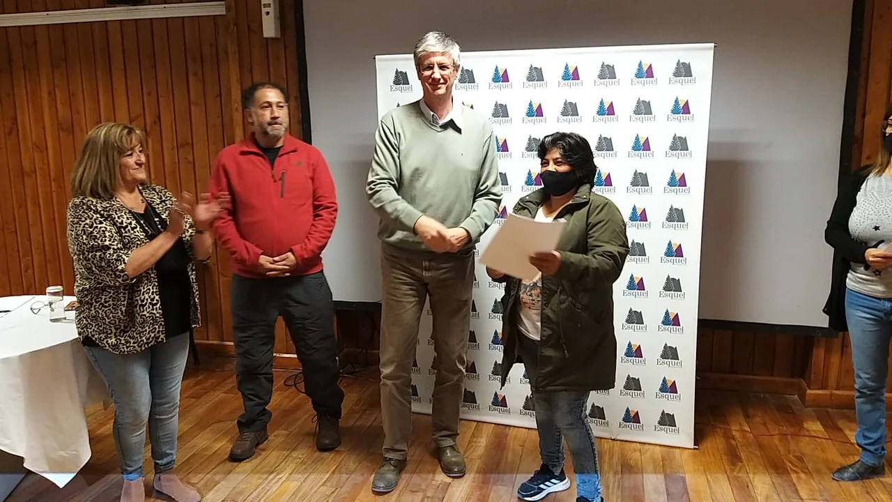 Nueva entrega de microcréditos: "Es una satisfacción haber ayudado a 1047 familias" 