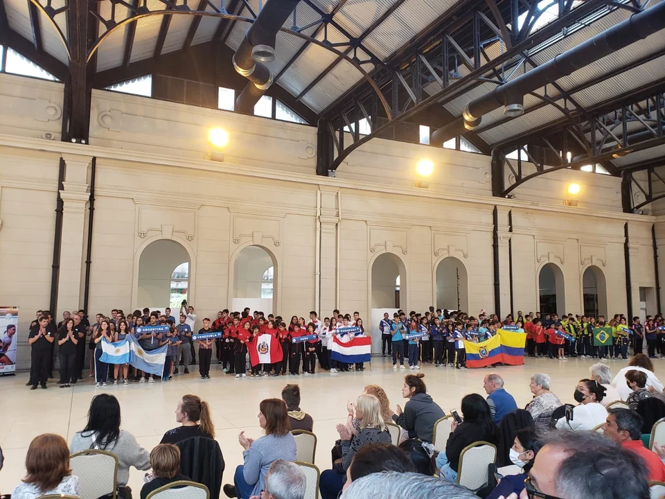 Squash: Bustos, Tomaselli y Varrente juegan el Sudamericano de Mar del Plata