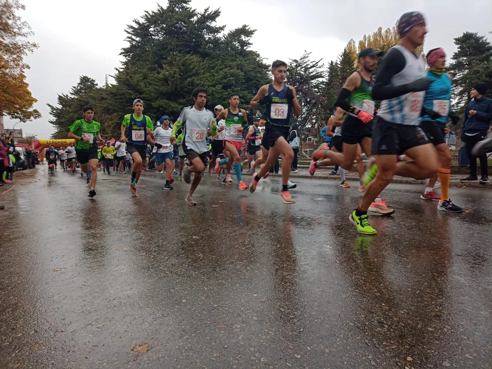 El atletismo vivió una fiesta con la Corrida Atlética Ciudad de Esquel