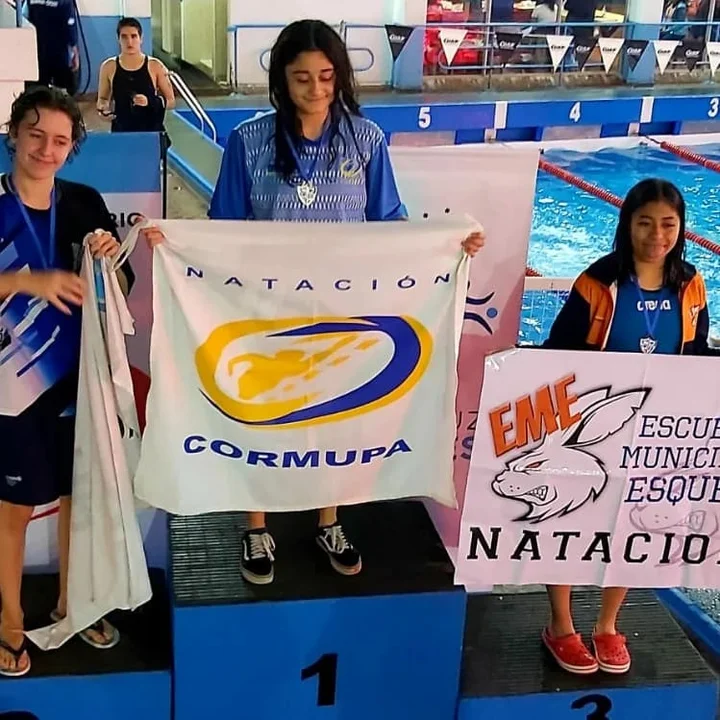 Natación: la Escuela Municipal tuvo una destacada actuación en Río Gallegos