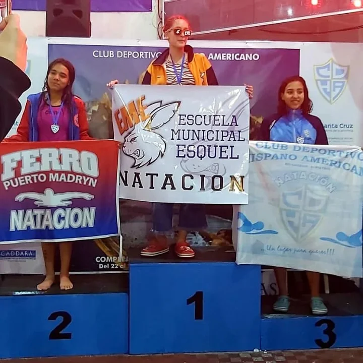 Natación: la Escuela Municipal tuvo una destacada actuación en Río Gallegos