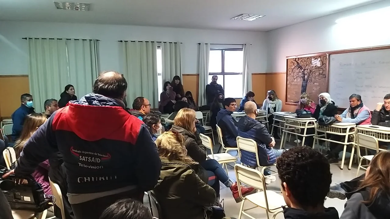 Escuela 713: Dictarán clases en dos espacios alternativos hasta que finalice la obra