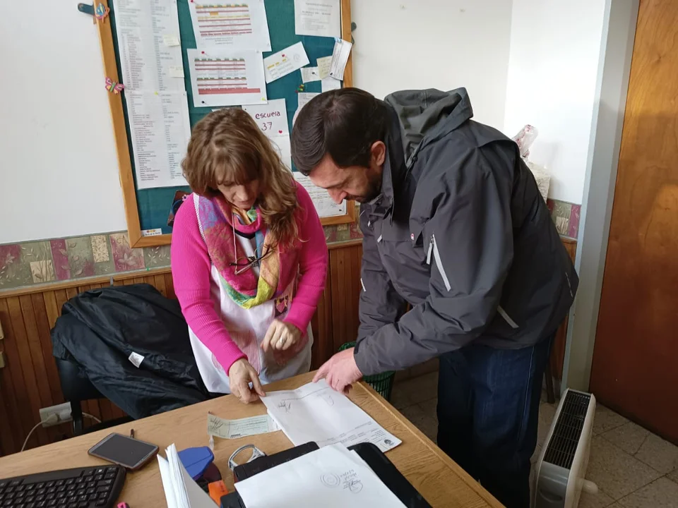 La Municipalidad de Trevelin entregó aportes a dos instituciones educativas