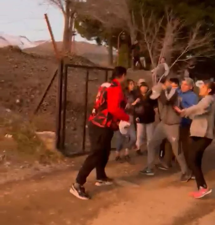 Se fueron a las manos: Una pelea empañó el desarrollo de los Juegos Esquelenses