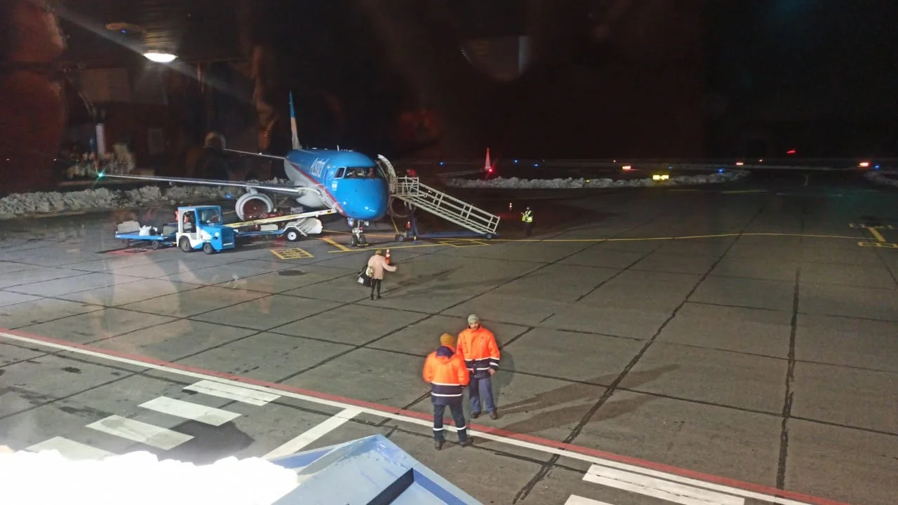 Finalmente pudieron aterrizar los aviones y se descomprime la situación en el Aeropuerto