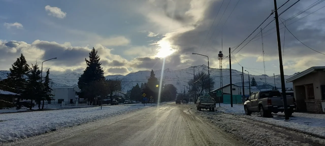 ¡Buen viernes! Calma el viento y sube la temperatura en Esquel