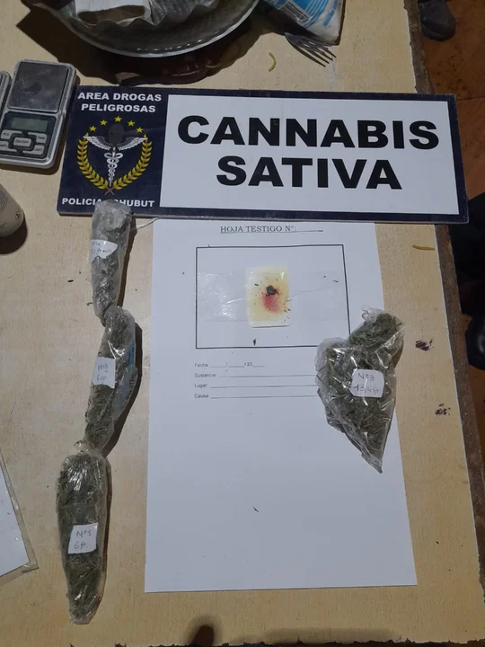 Hacían un allanamiento por robo agravado y encontraron droga