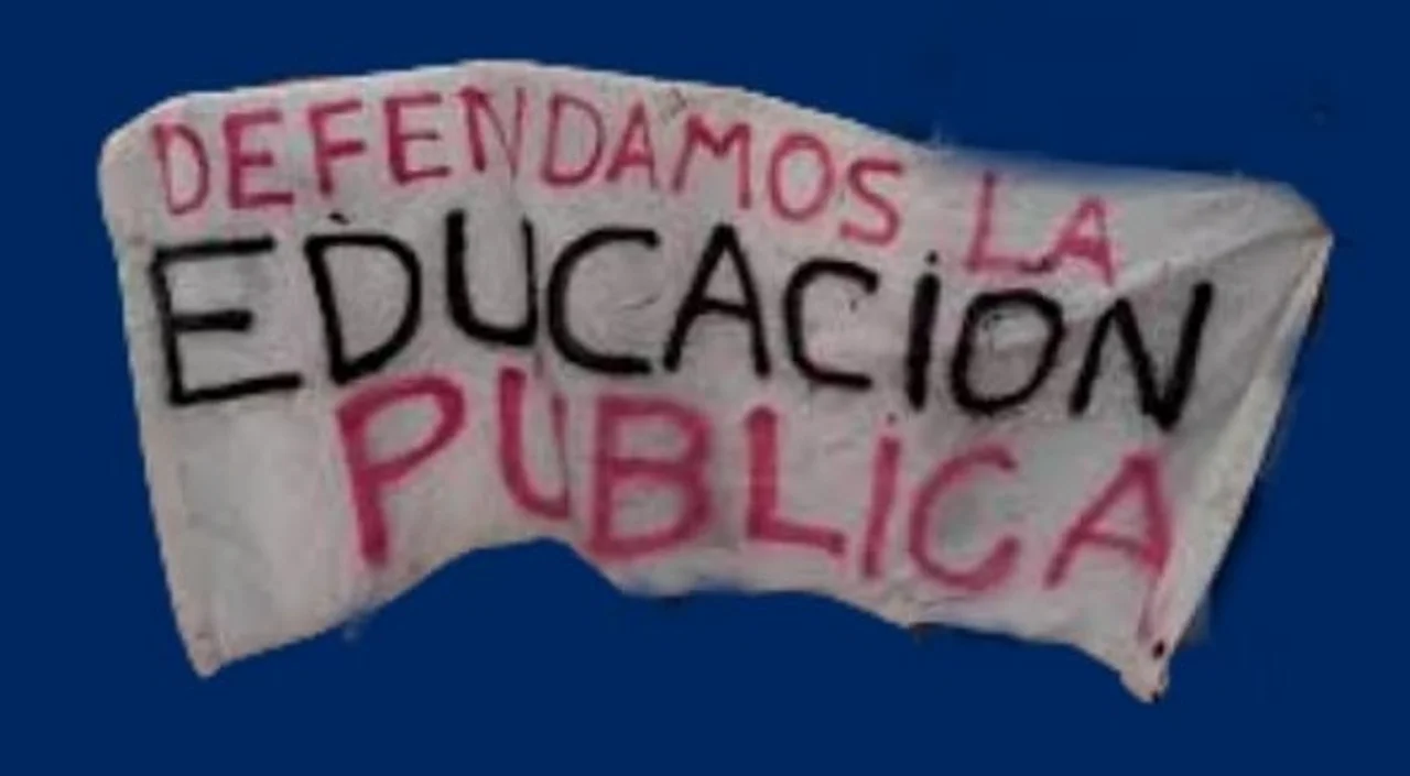 Estudiantes convocan a una asamblea abierta por la situación de las escuelas