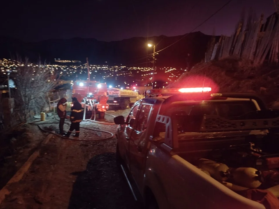 Un incendio de vivienda en el barrio Ceferino dejó daños materiales