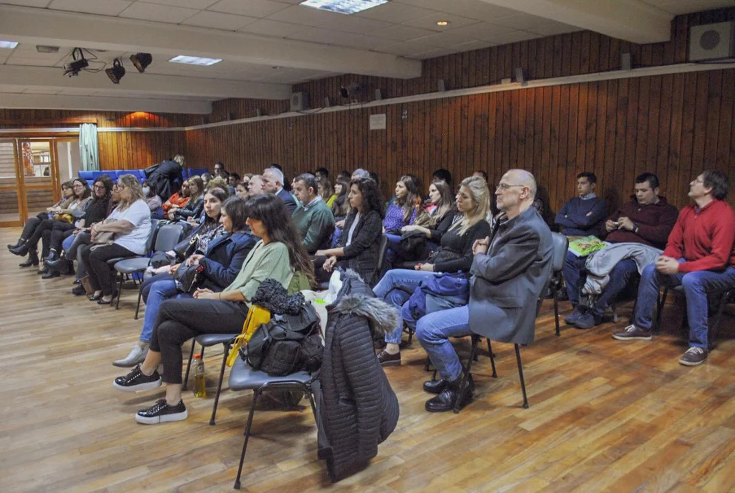 La Municipalidad capacitó sobre derechos del colectivo LGTBI+ a la Defensa Pública
