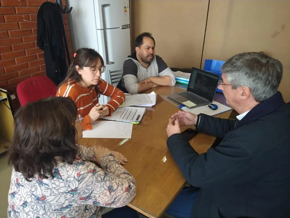 Ongarato planteó en el IPV el proyecto para llevar servicios a los 71 lotes del barrio Matadero