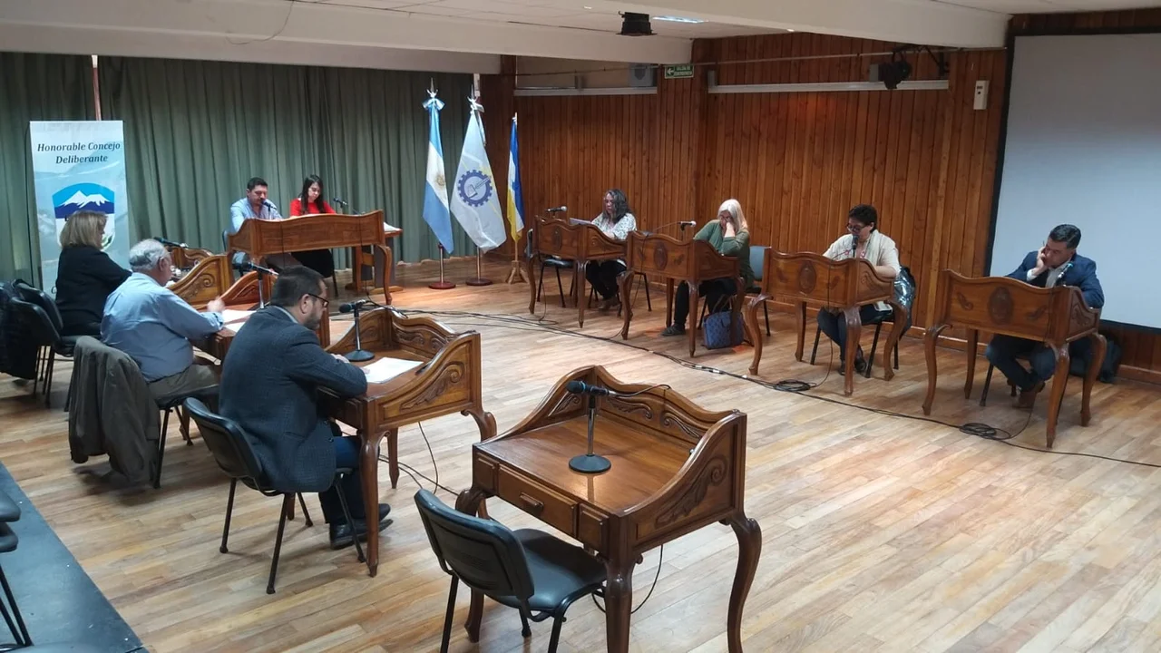 La presidenta del PJ confirmó que Escalona asumirá la banca del partido