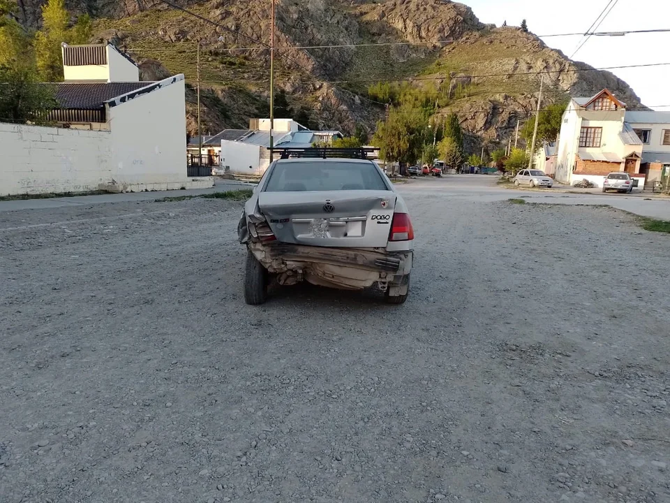 Protagonizó un choque y cuando intentaba huir embistió a otros dos autos