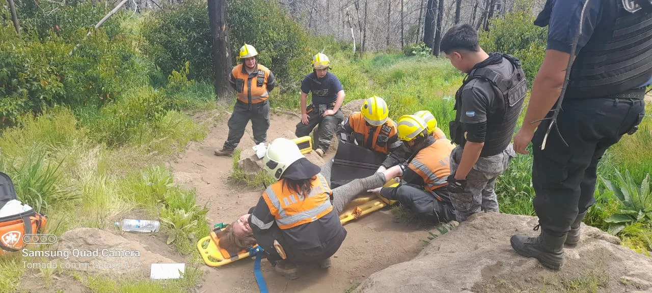 Una mujer sufrió un accidente cuando hacía senderismo en Sendero Catarata