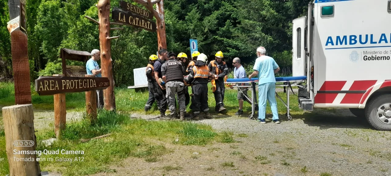 Una mujer sufrió un accidente cuando hacía senderismo en Sendero Catarata