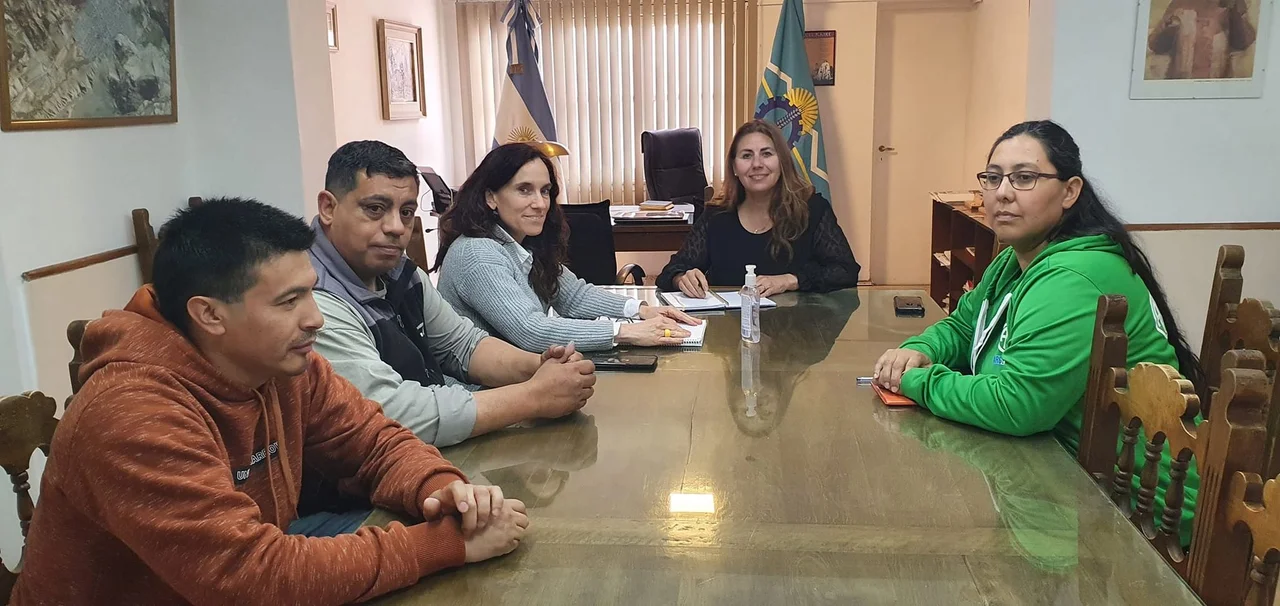 Paritarias: el municipio de Esquel presentó una oferta salarial y los gremios la analizarán