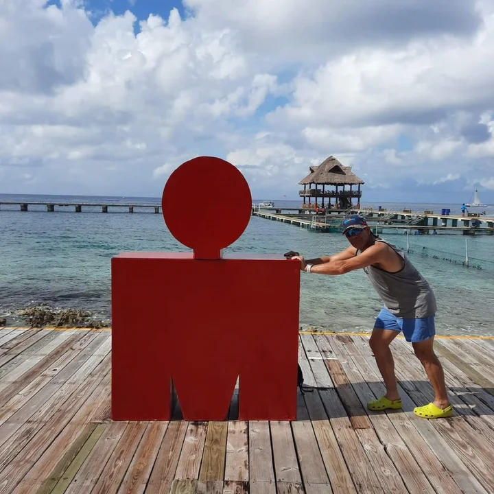 Horacio Broggi corre en una nueva edición del "Ironman" en Cozumel
