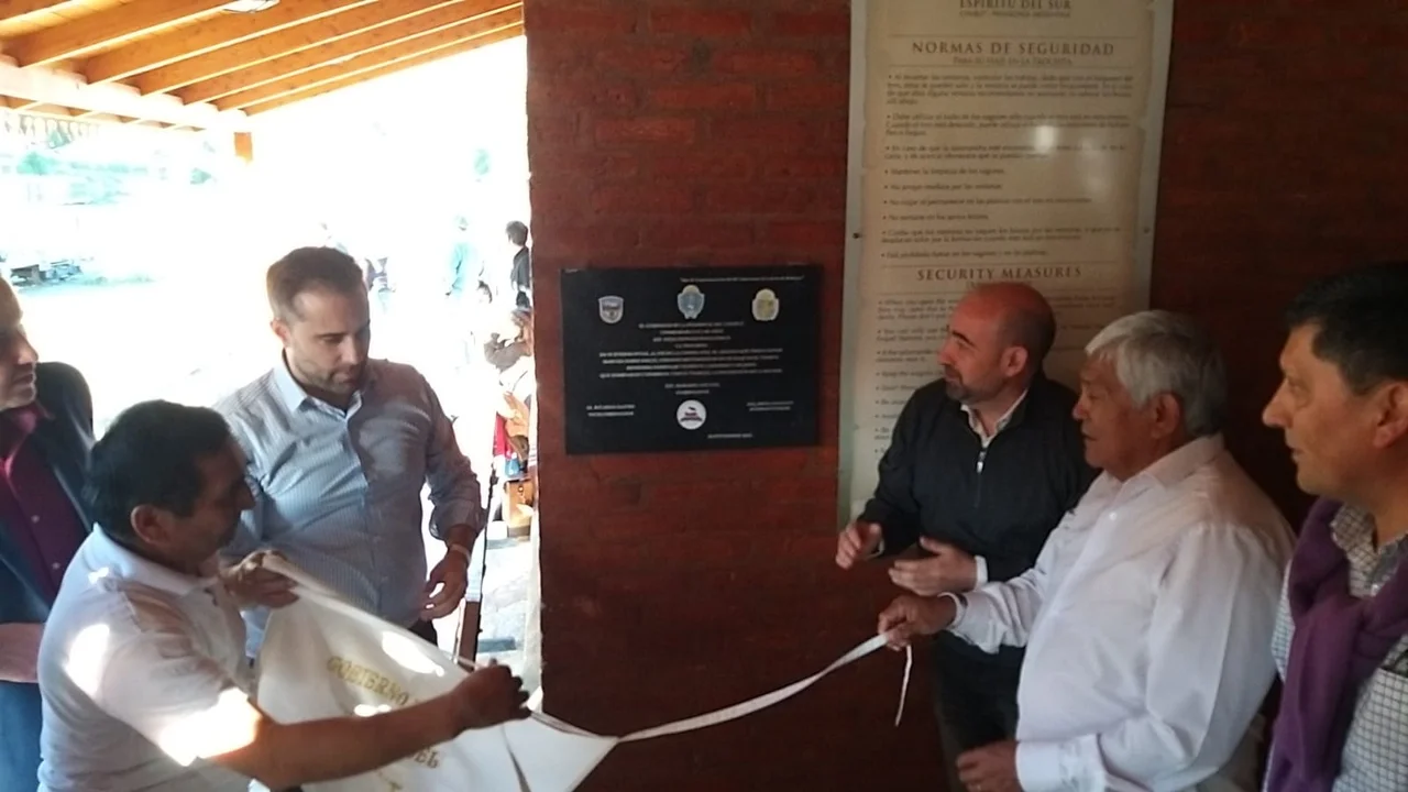 Con la presentación de Los Palmeras, La Trochita celebra su centenario
