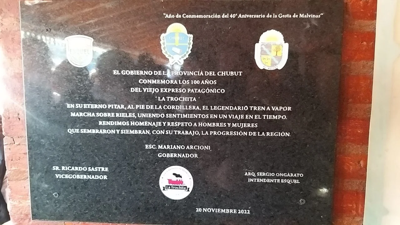 Con la presentación de Los Palmeras, La Trochita celebra su centenario