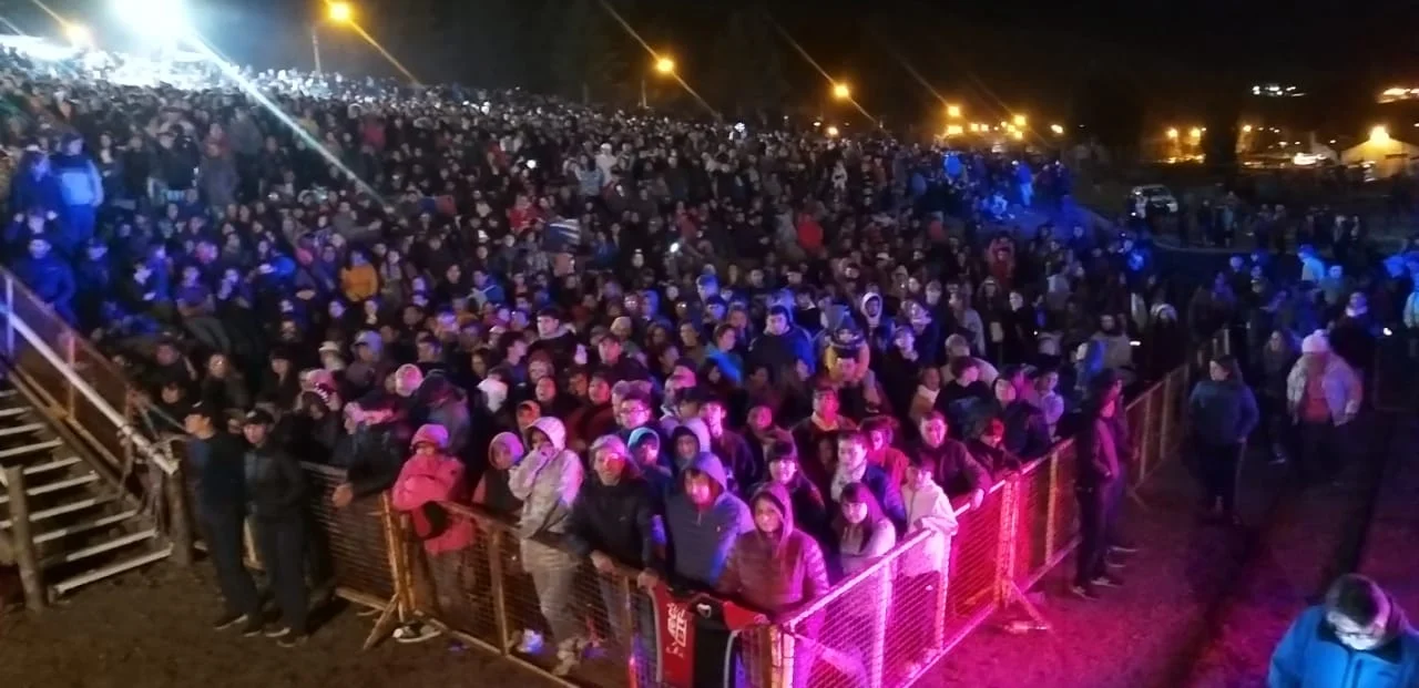 Con el cierre de Los Palmeras, La Trochita festejó su centenario a todo ritmo