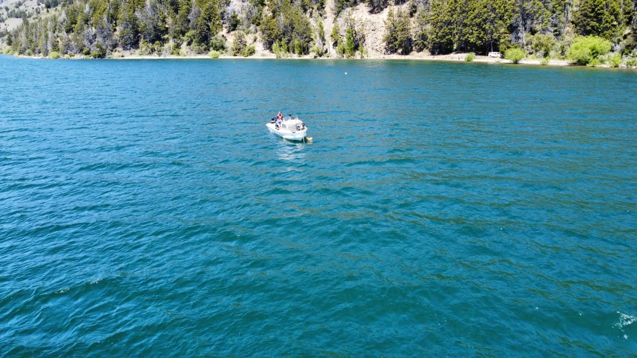 Sigue la búsqueda en Lago Rosario con tareas subacuáticas y aéreas
