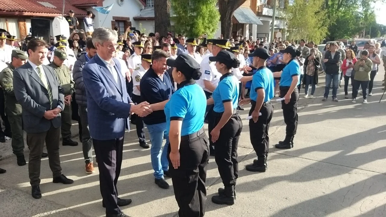 Esquel cuenta con 40 nuevos agentes de la Policía del Chubut