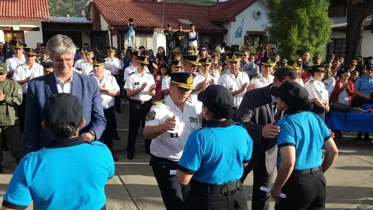 Esquel cuenta con 40 nuevos agentes de la Policía del Chubut