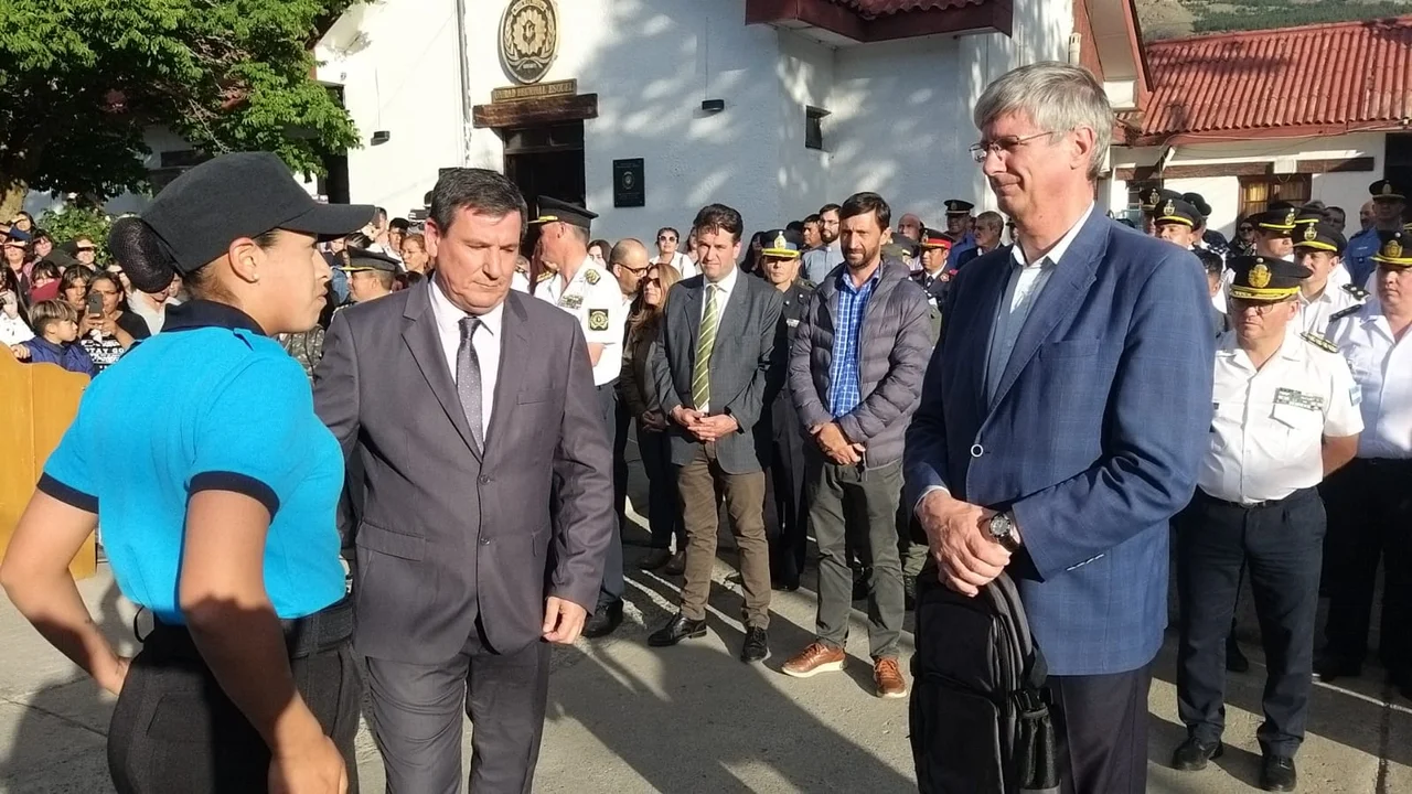 Esquel cuenta con 40 nuevos agentes de la Policía del Chubut