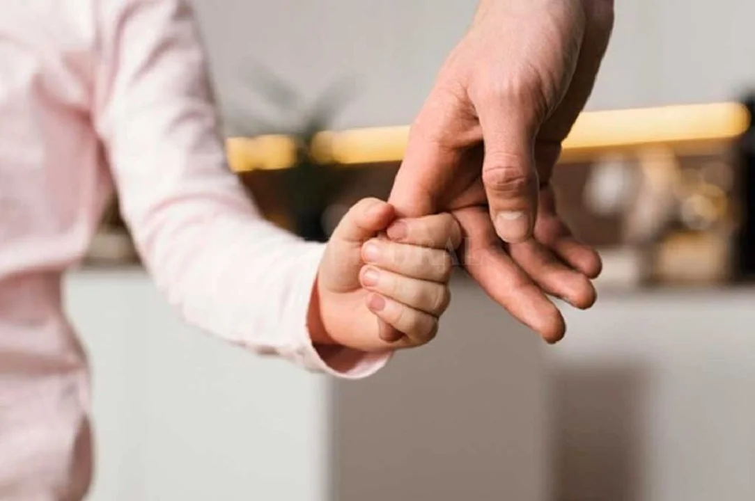 Convocan a familias de todo el país a adoptar a un niño de 7 años