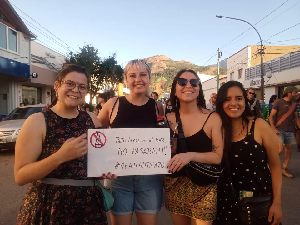 El No a la Mina salió a la calle y recordó que "Un pueblo informado es un pueblo libre"